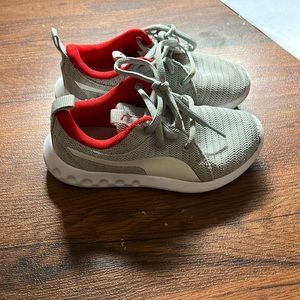 Boys Puma sneakers size 12c toddler